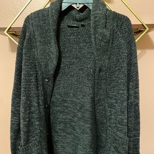 BLACK CARDIGAN WITH POCKETS